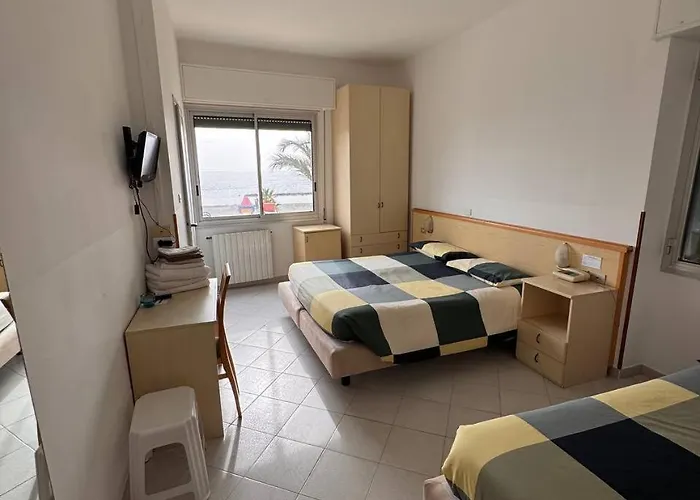 Ideal 호텔 아르마 디 타지아